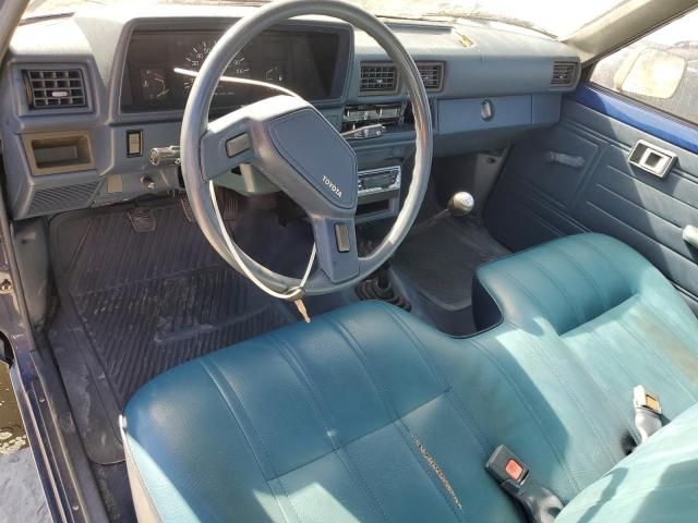 1987 Toyota Pickup RN63 STD