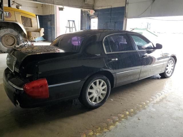 2008 Lincoln Town Car Signature Limited