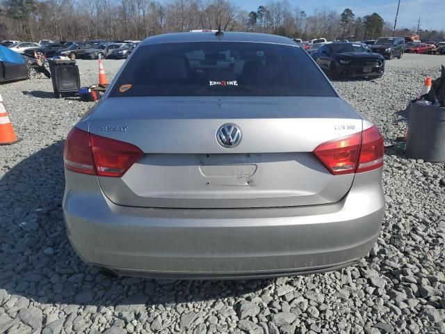 2013 Volkswagen Passat SE