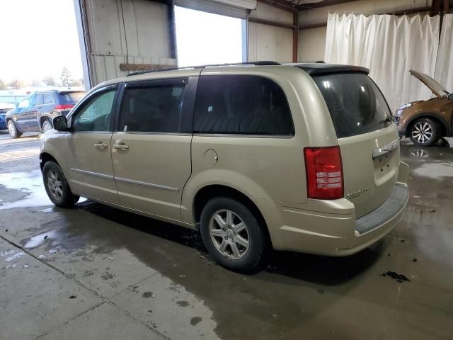 2010 Chrysler Town & Country Touring