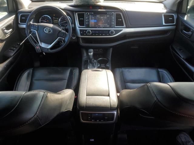 2018 Toyota Highlander SE