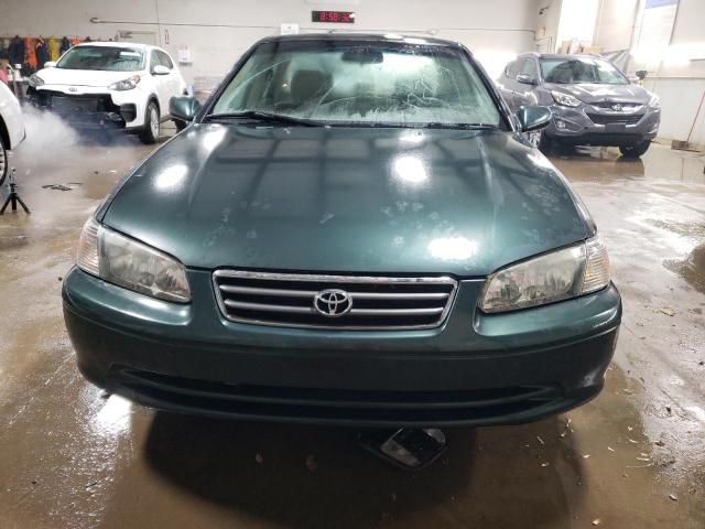 2001 Toyota Camry LE