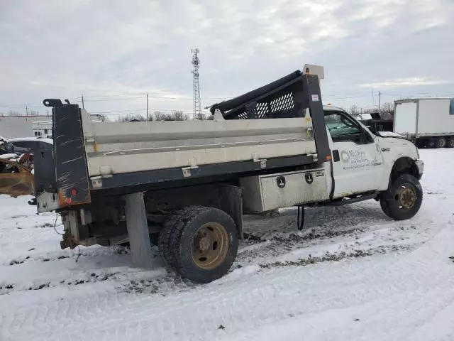 2004 Ford F550 Super Duty