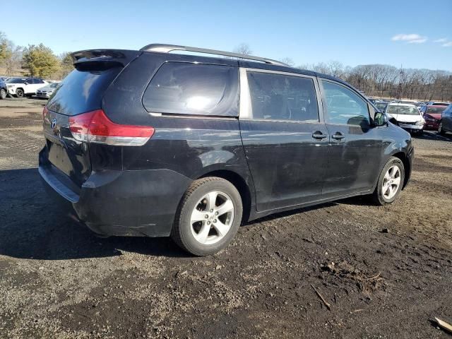 2011 Toyota Sienna LE