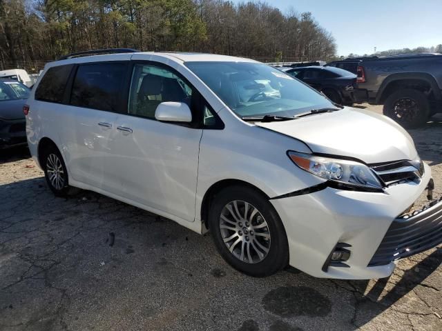 2019 Toyota Sienna XLE