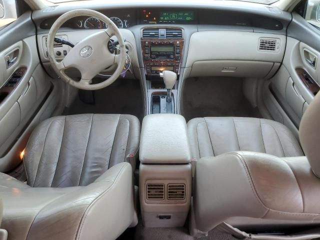 2002 Toyota Avalon XL