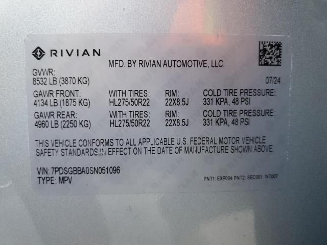 2025 Rivian R1S Adventure