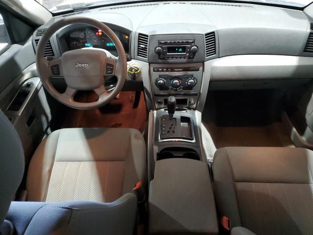 2005 Jeep Grand Cherokee Laredo