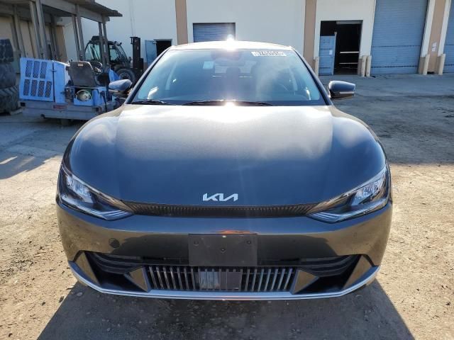 2024 KIA EV6 Light