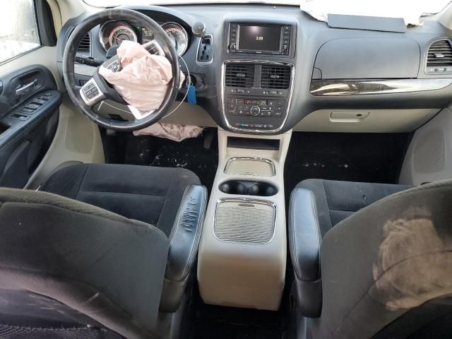 2016 Dodge Grand Caravan Crew