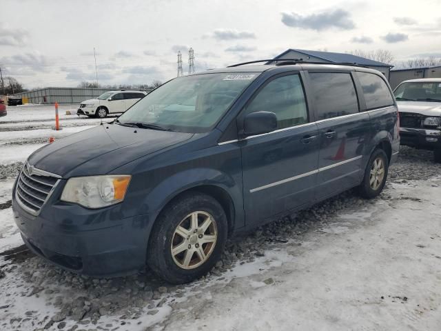 2009 Chrysler Town & Country Touring