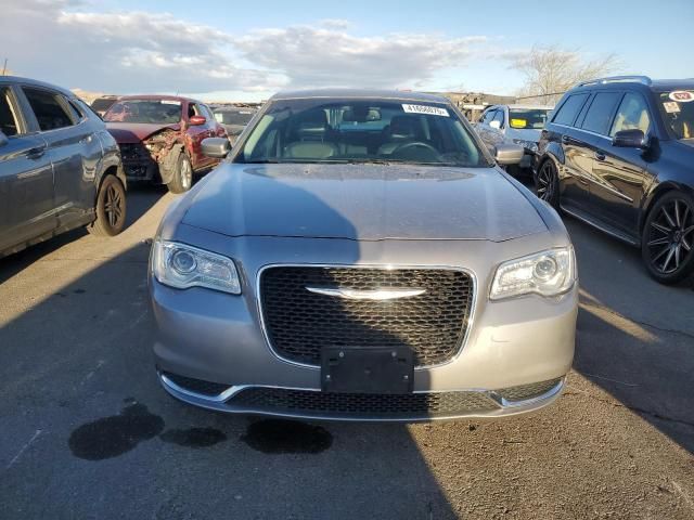 2016 Chrysler 300 Limited