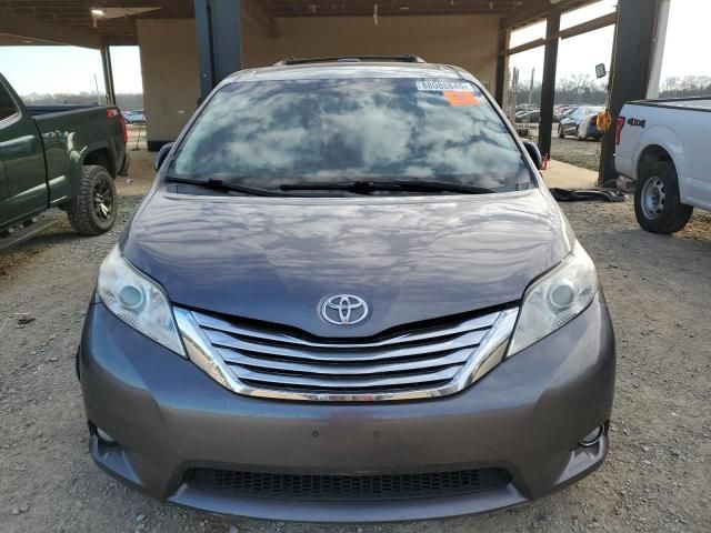 2011 Toyota Sienna XLE