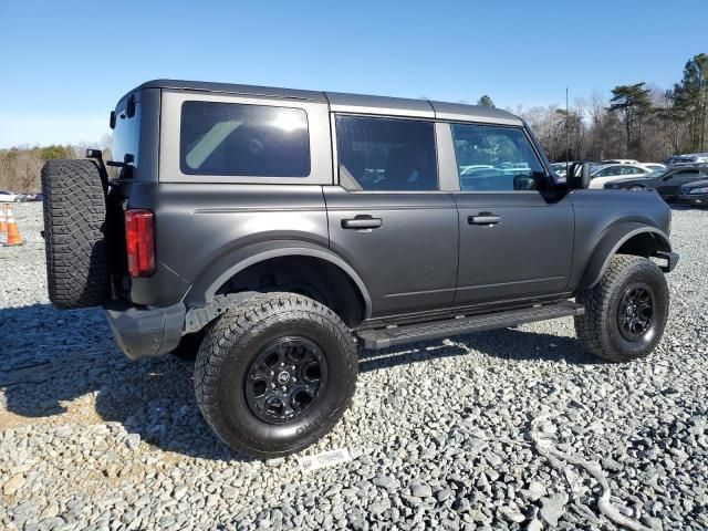 2022 Ford Bronco Base