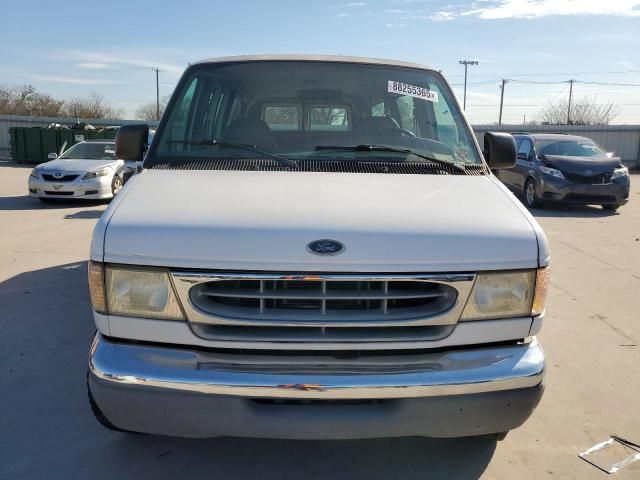 2000 Ford Econoline E350 Super Duty Wagon