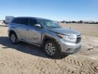 2016 Toyota Highlander LE