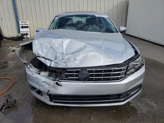 2016 Volkswagen Passat SE