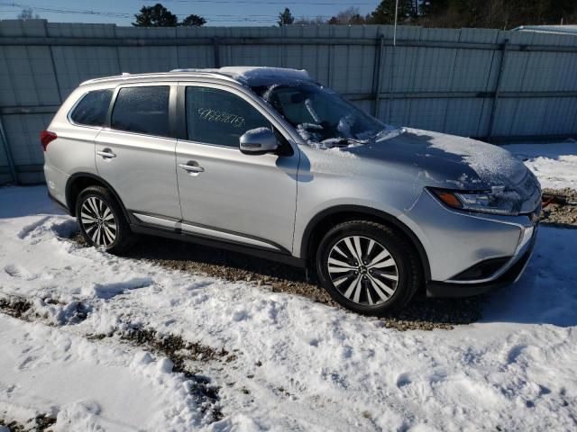 2019 Mitsubishi Outlander SE