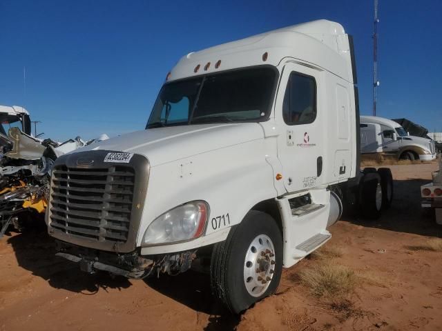 2015 Freightliner Cascadia 125