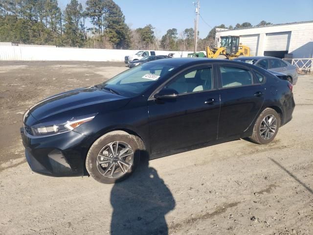 2023 KIA Forte LX