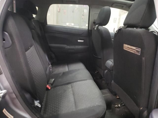 2011 Mitsubishi Outlander Sport SE