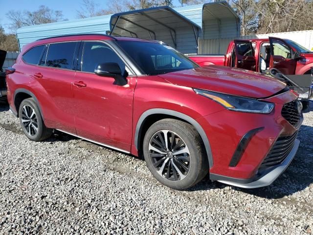 2022 Toyota Highlander XSE