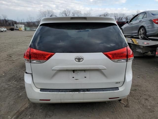 2011 Toyota Sienna XLE