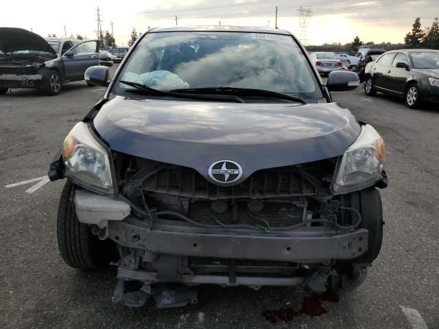 2014 Scion XD