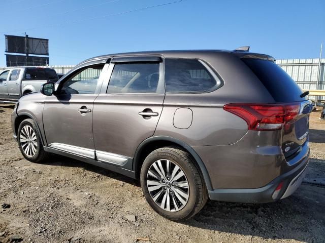 2019 Mitsubishi Outlander SE