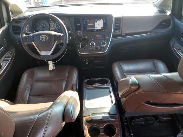 2015 Toyota Sienna XLE