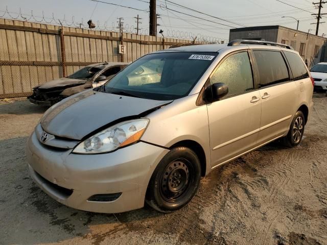 2009 Toyota Sienna CE