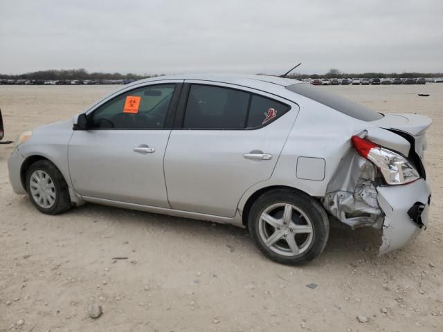 2013 Nissan Versa S