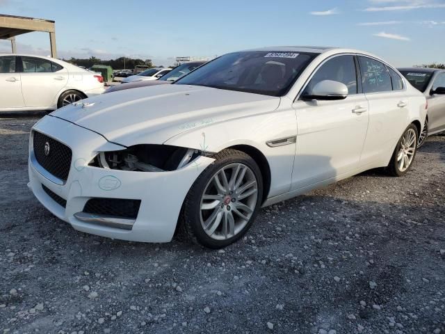 2016 Jaguar XF Prestige