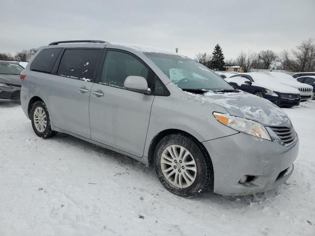 2015 Toyota Sienna XLE