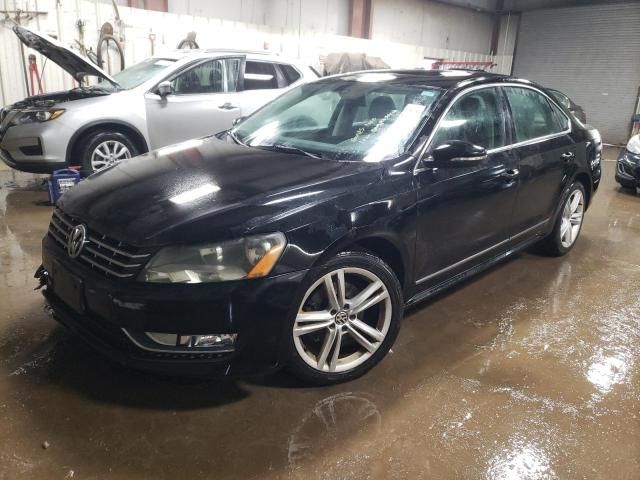 2012 Volkswagen Passat SEL