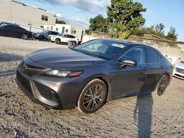 2021 Toyota Camry SE