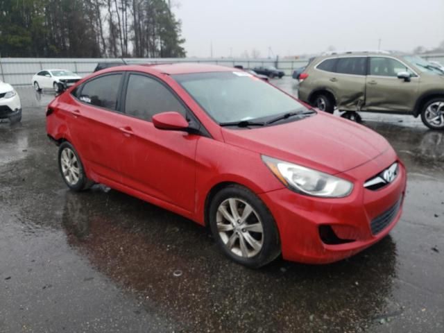 2012 Hyundai Accent GLS