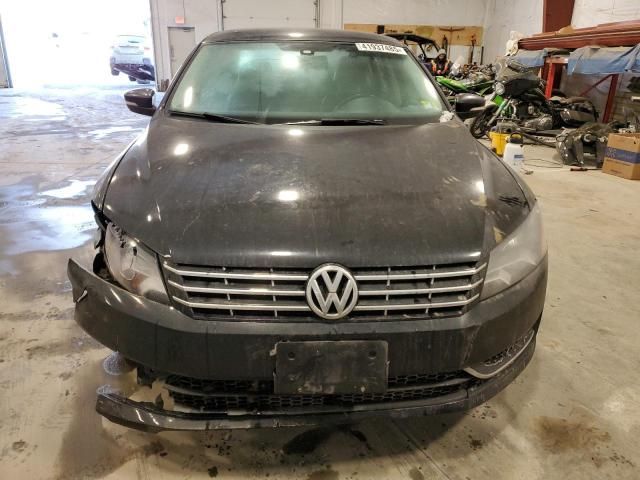 2014 Volkswagen Passat S