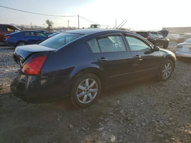 2005 Nissan Maxima SE