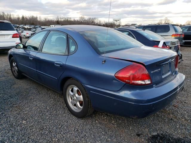 2004 Ford Taurus SE