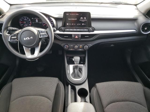 2023 KIA Forte LX