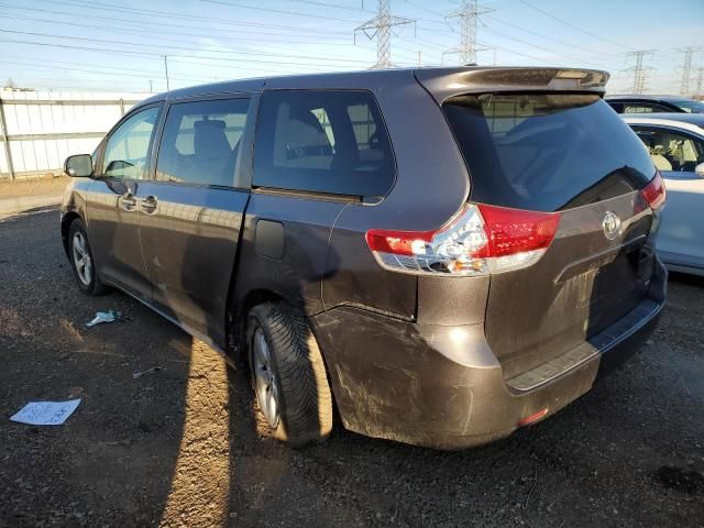 2011 Toyota Sienna LE