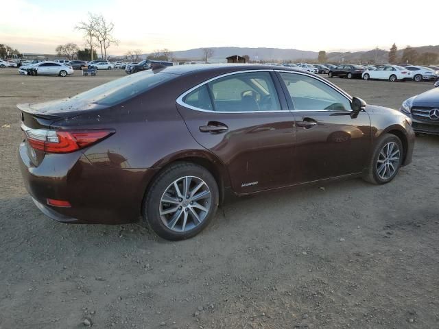 2016 Lexus ES 300H