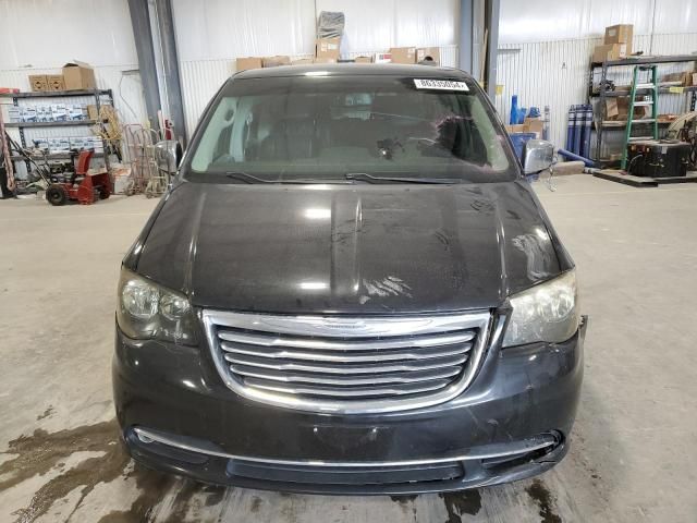 2015 Chrysler Town & Country Touring L