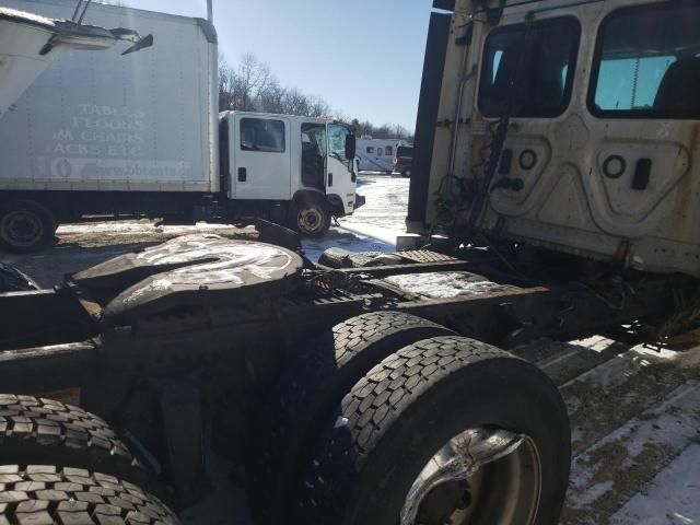 2019 Freightliner Cascadia 116