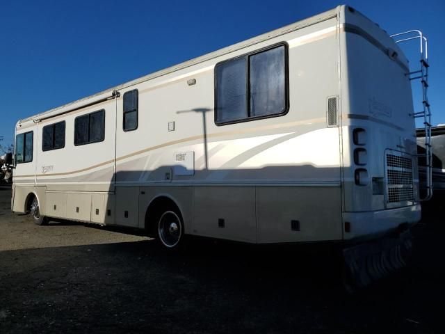 1998 Freightliner Chassis X Line Motor Home