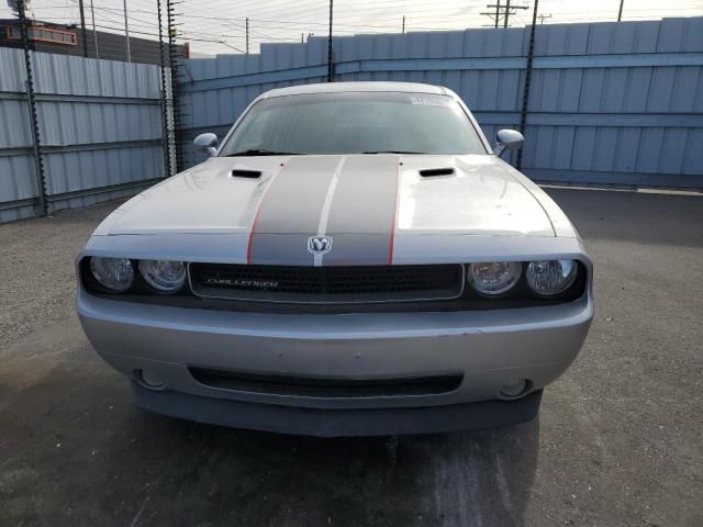 2010 Dodge Challenger SE