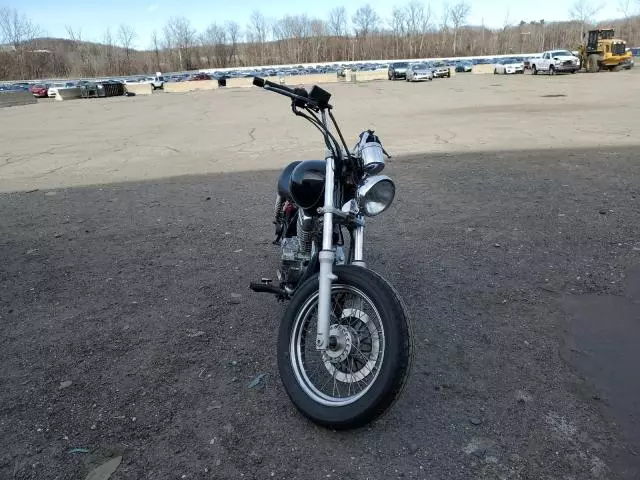 2006 Suzuki GZ250