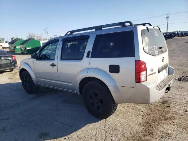 2006 Nissan Pathfinder LE