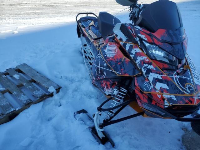 2017 Skidoo 2017 Skidoo Renegade